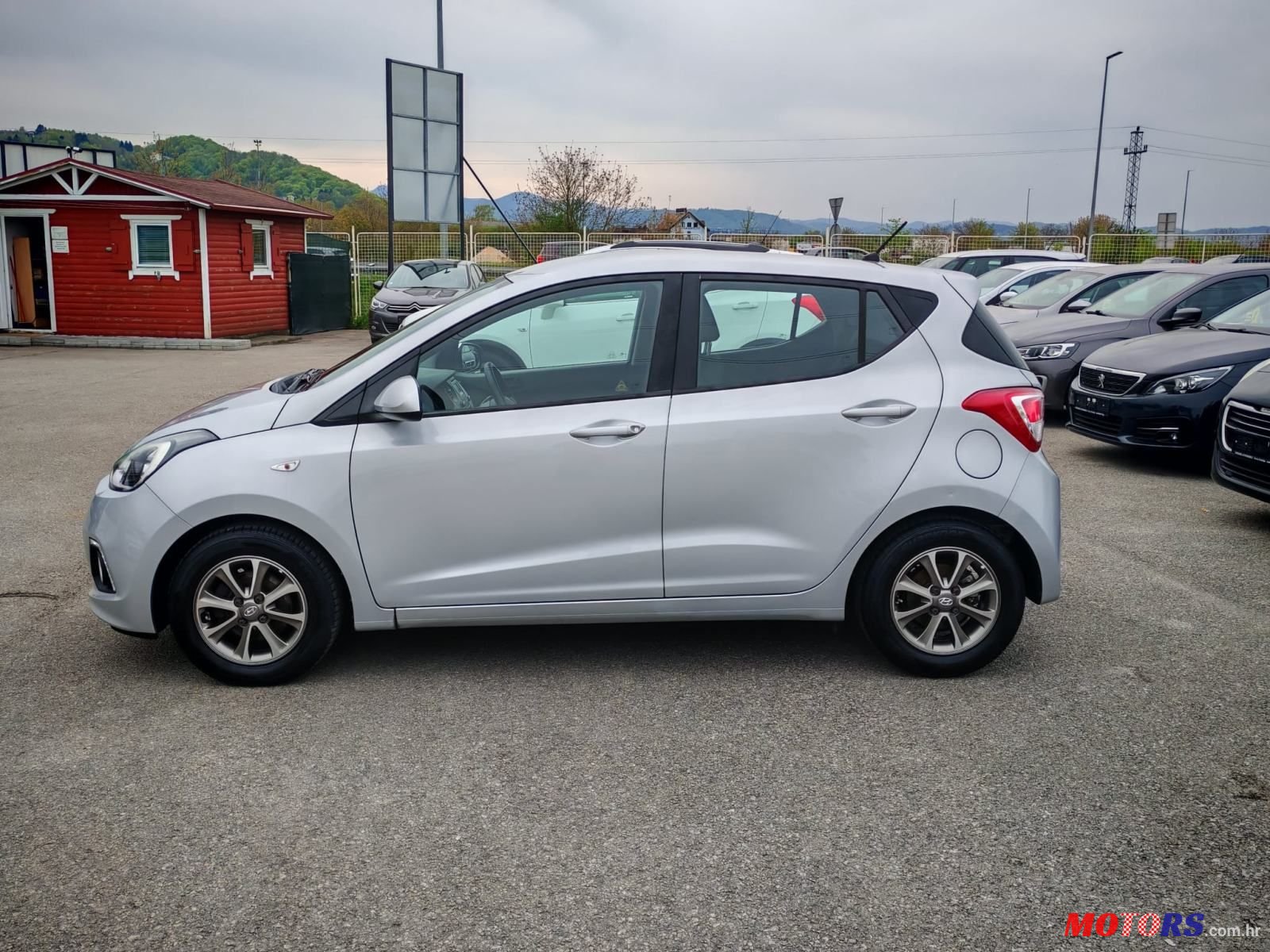 2014' Hyundai i10 1,0 Ilike-Cp2 photo #4