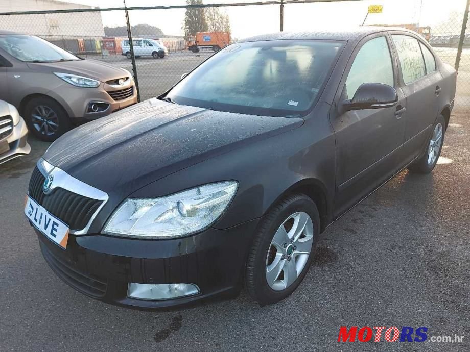 2013' Skoda Octavia photo #1