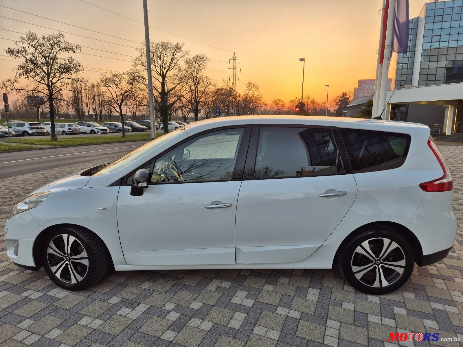 2011' Renault Grand Scenic 2,0 Dci photo #4