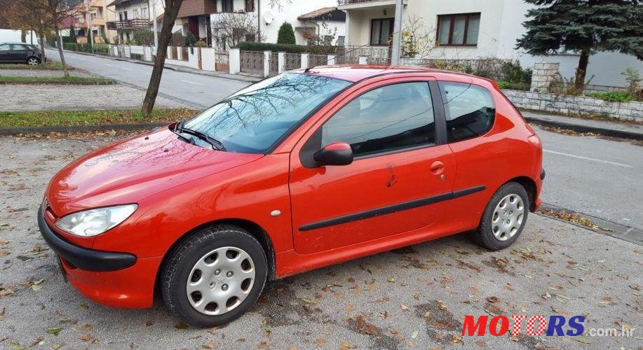 2005' Peugeot 206 206 1,1 photo #1