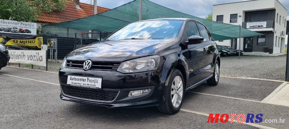 2012' Volkswagen Polo photo #2