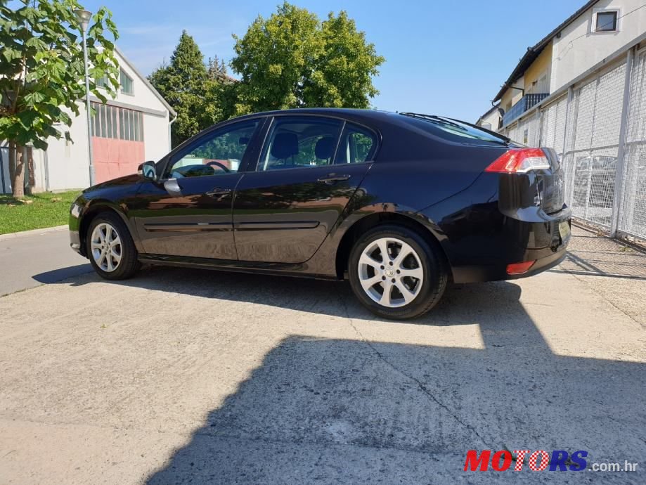 2009' Renault Laguna 1,5 Dci photo #4