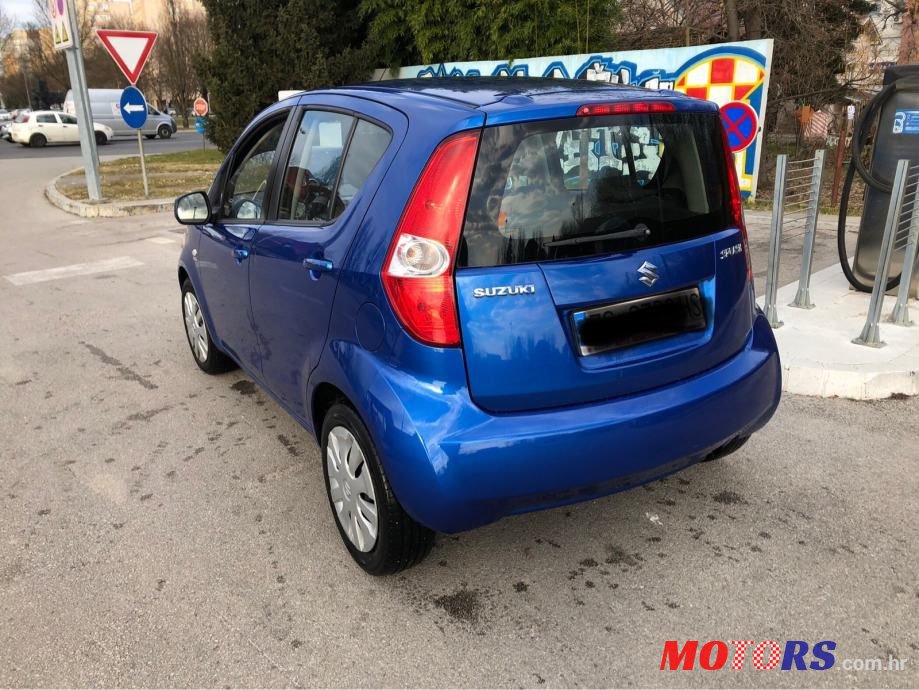 2009' Suzuki Splash photo #3