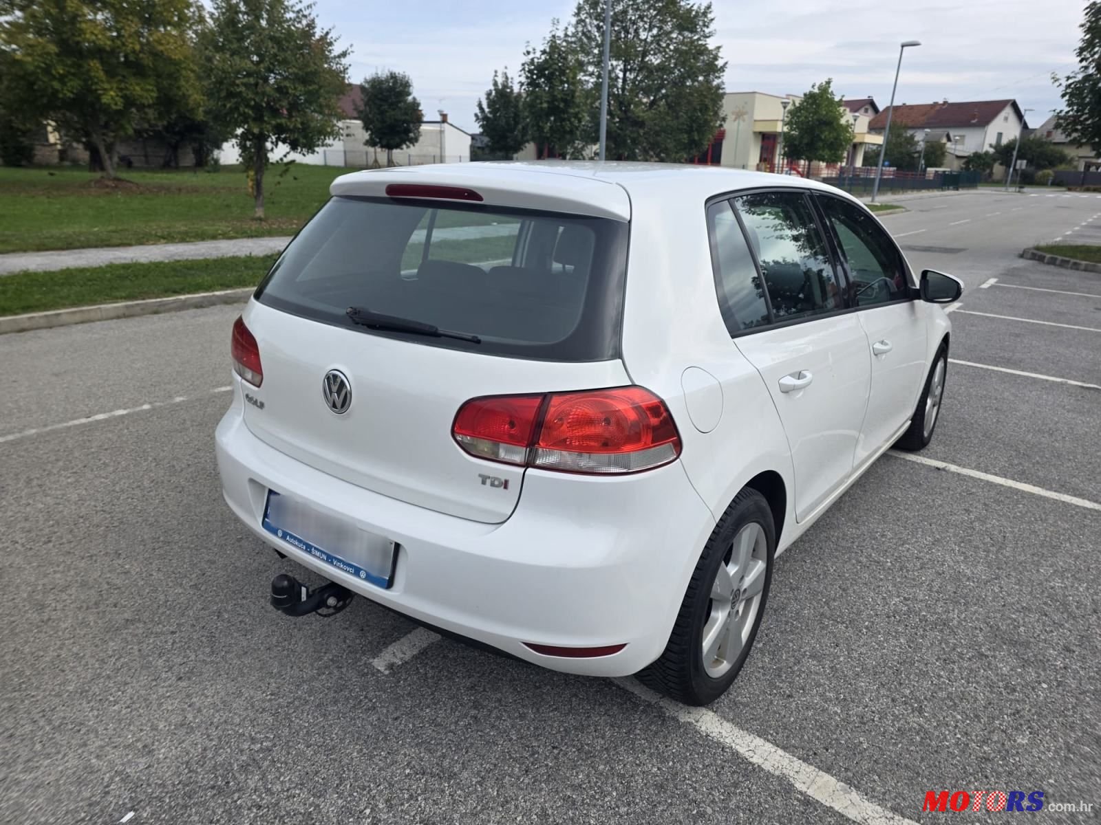 2011' Volkswagen Golf VI 1,6 Tdi photo #6