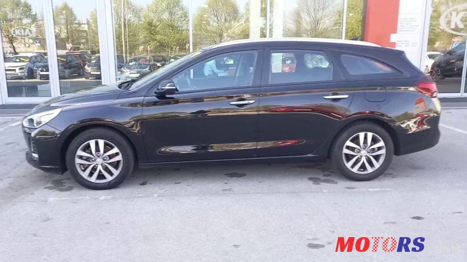 2017' Hyundai i30 photo #6