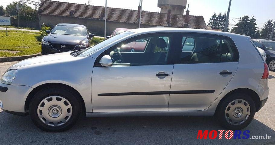 2004' Volkswagen Golf V 1,9 Tdi photo #1