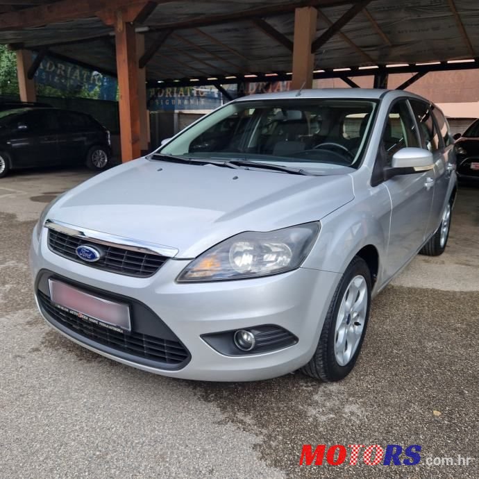2010' Ford Focus 1,6 photo #1