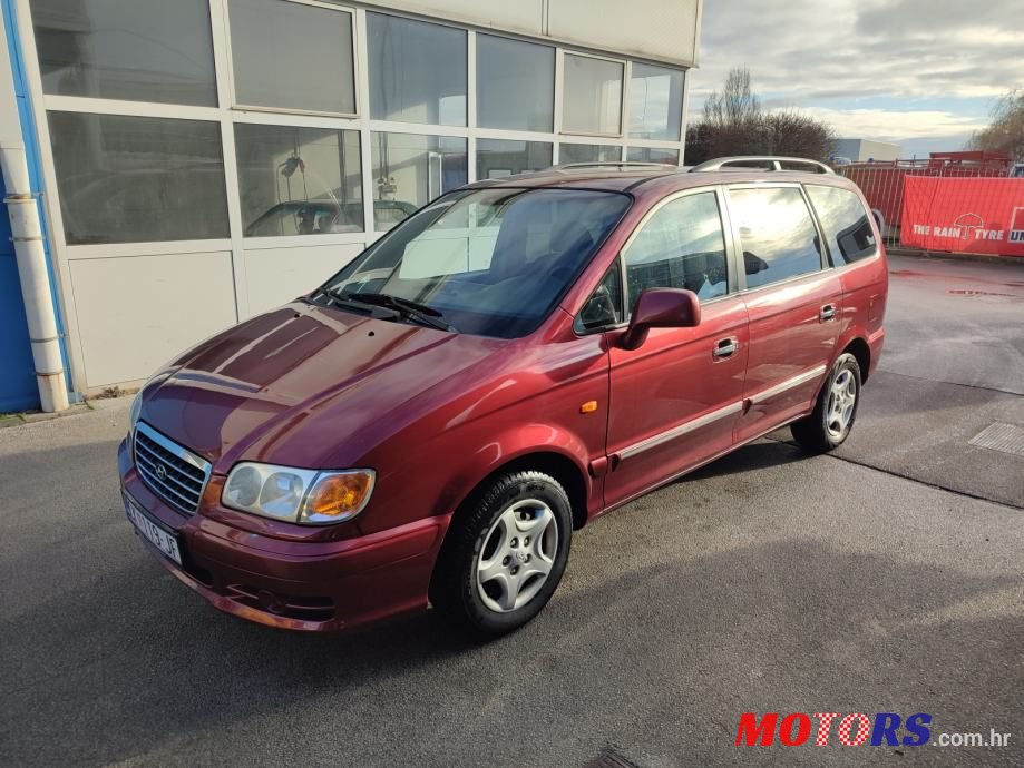 2003' Hyundai Trajet photo #5