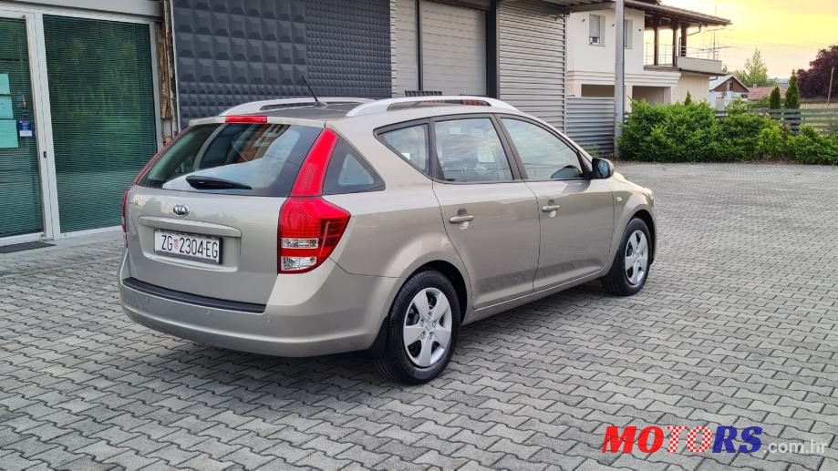 2010' Kia Ceed Sportswagon photo #3