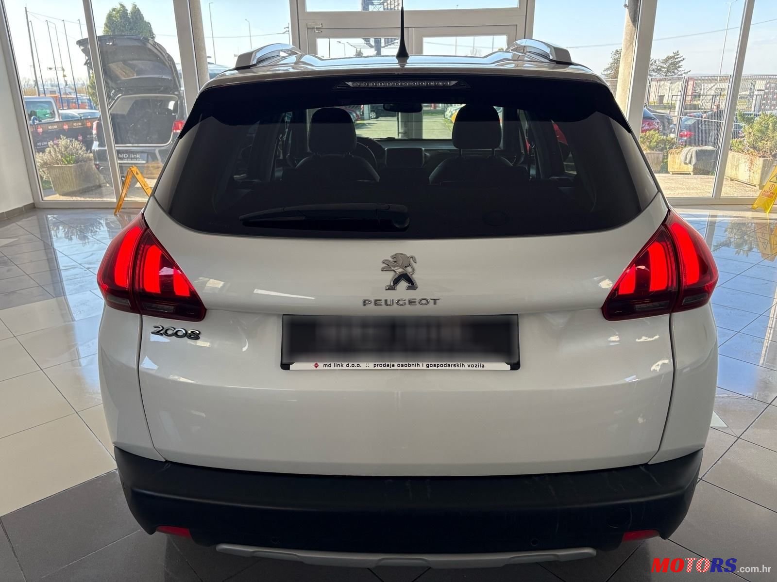2016' Peugeot 2008 1,6 Bluehdi photo #5