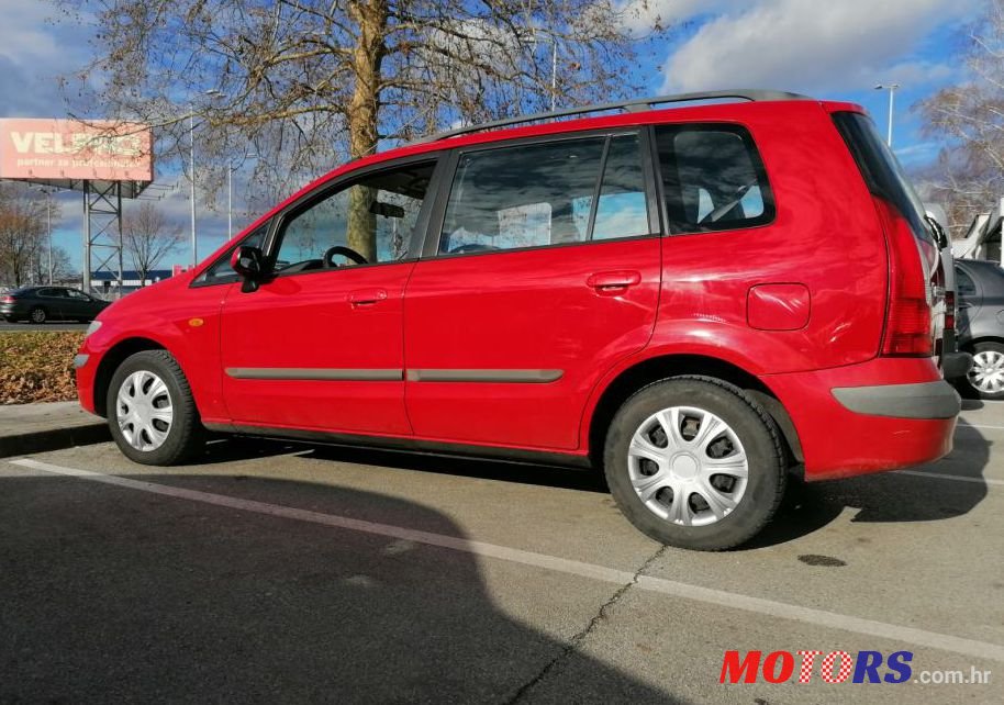 2001' Mazda Premacy 2,0 photo #1