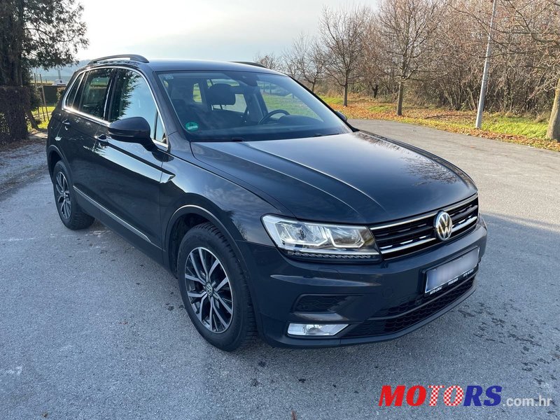 2016' Volkswagen Tiguan 2,0 Tdi Bmt photo #3