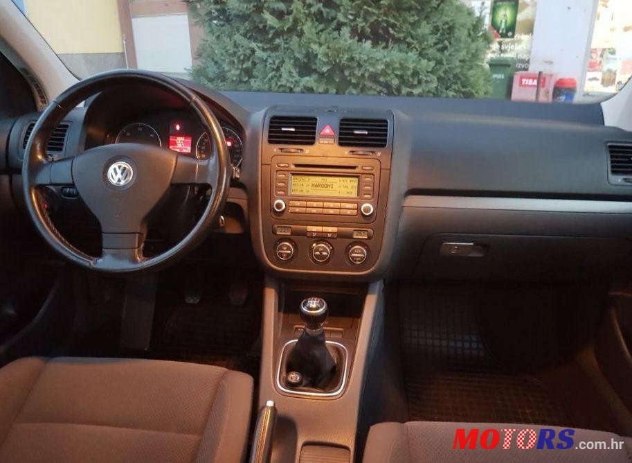 2005' Volkswagen Golf V 1,9 Tdi photo #2