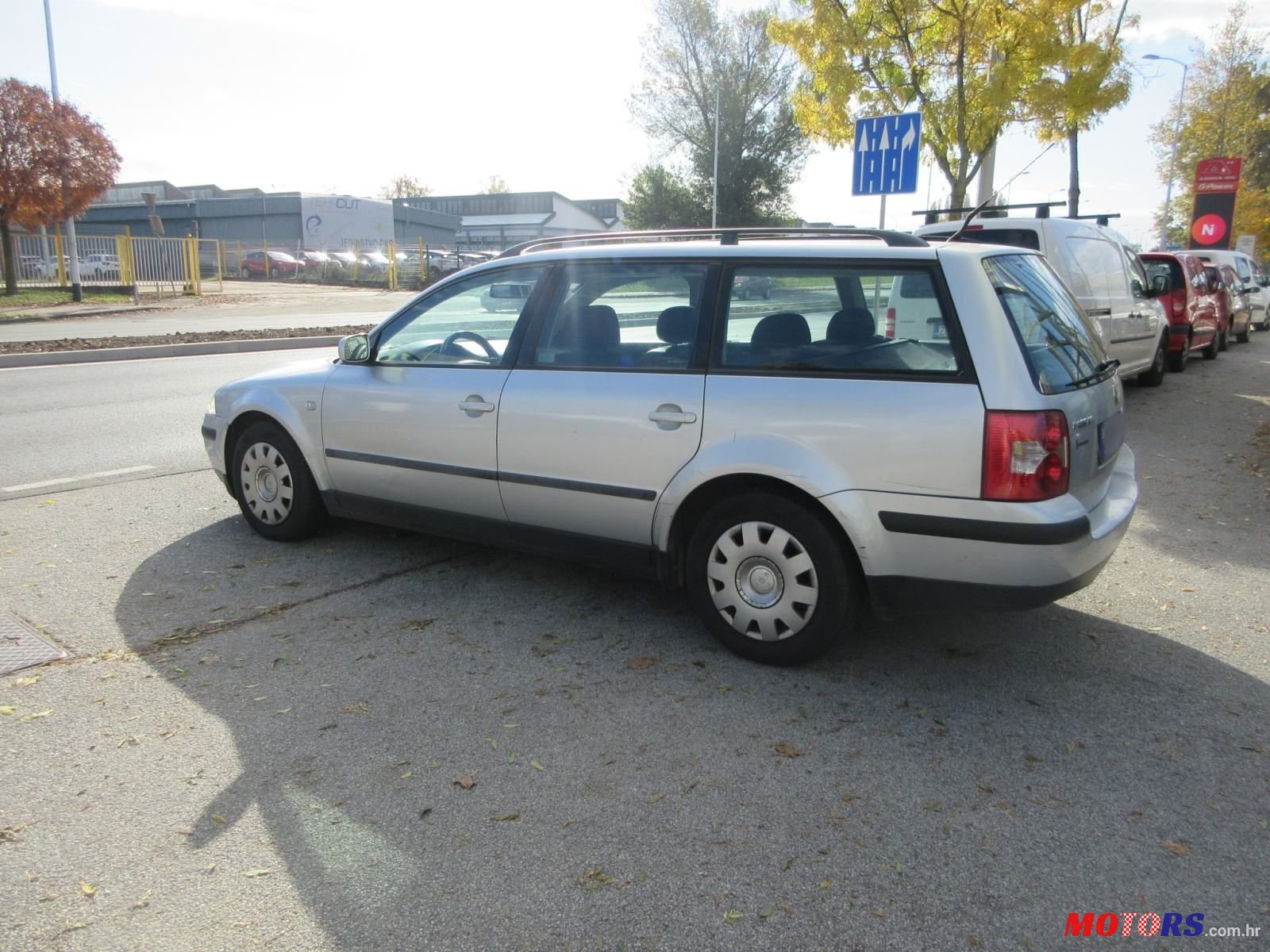 2001' Volkswagen Passat Variant photo #5