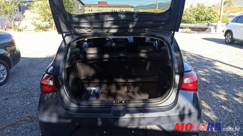 2021' Hyundai i20 1,0 T-Gdi photo #5