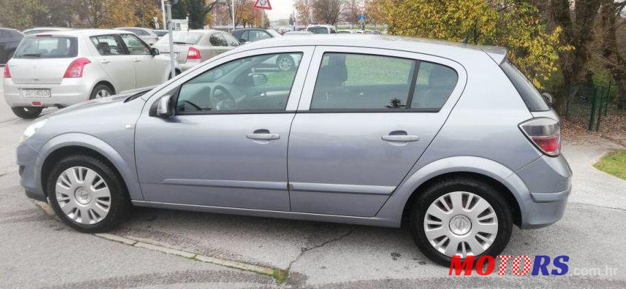 2009' Opel Astra 1,4 16V photo #1