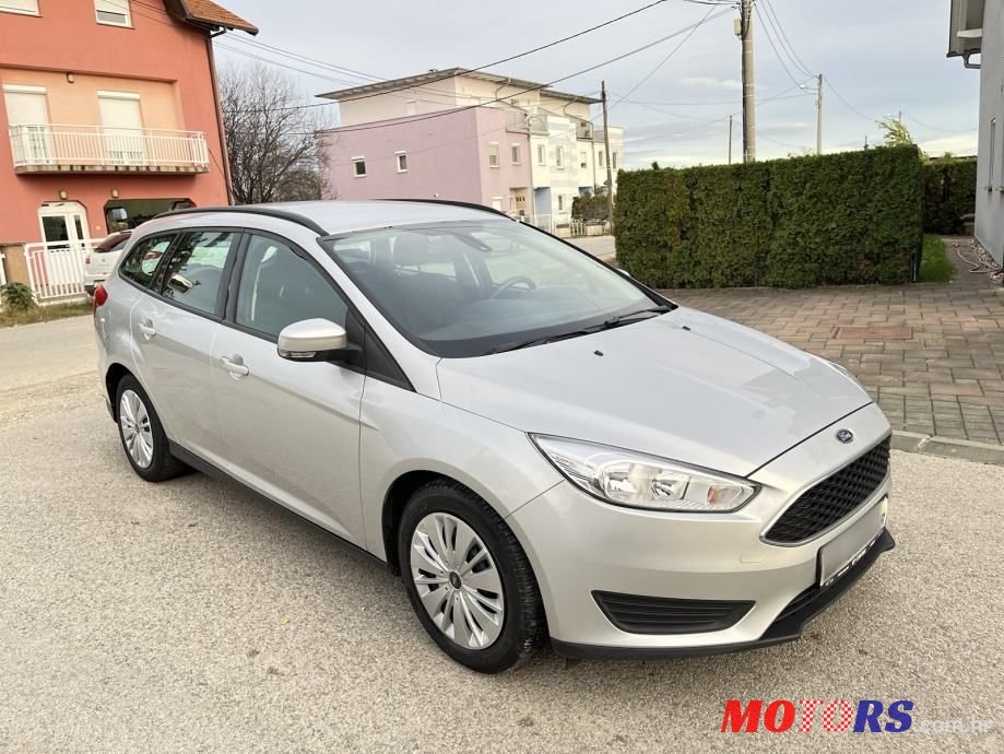 2015' Ford Focus Karavan photo #3