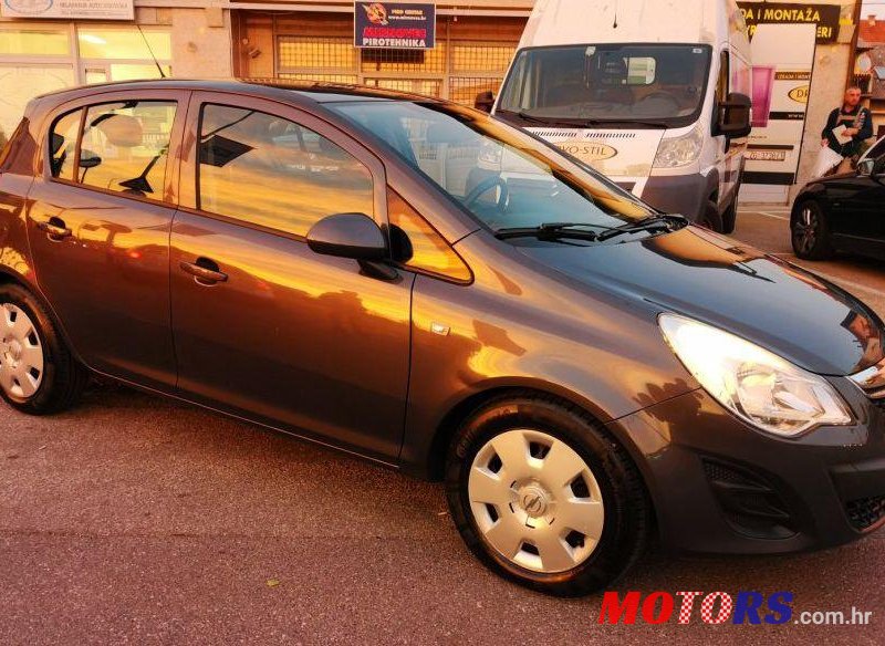 2012' Opel Corsa 1,3 Cdti photo #1