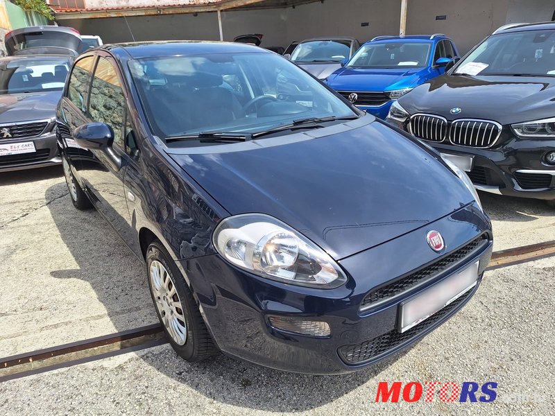 2015' Fiat Punto Evo 1.4 photo #2