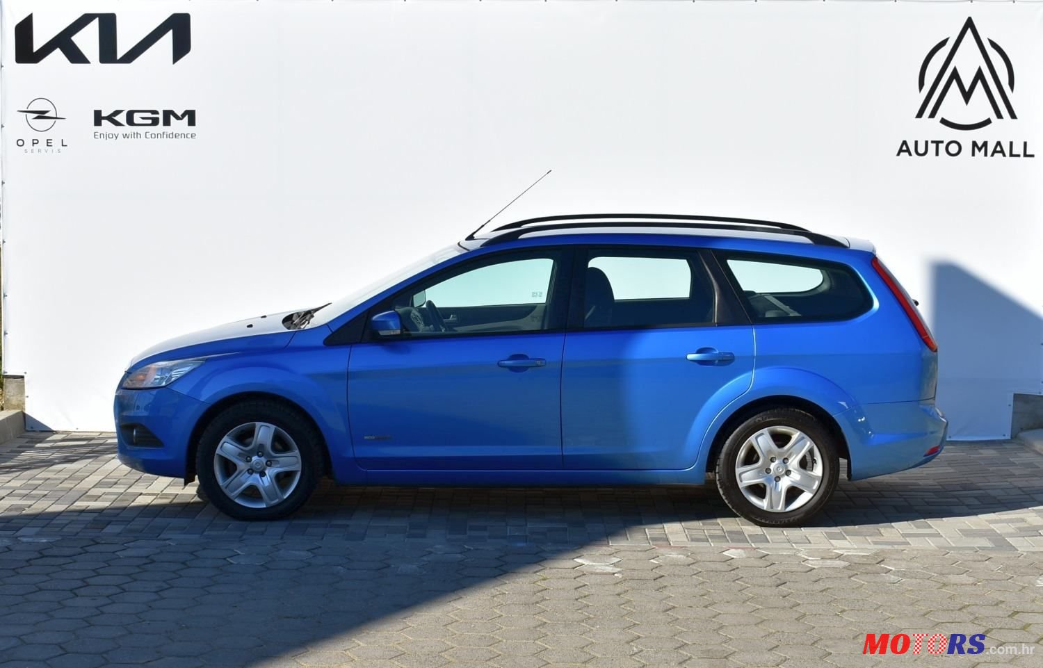 2010' Ford Focus Karavan photo #3