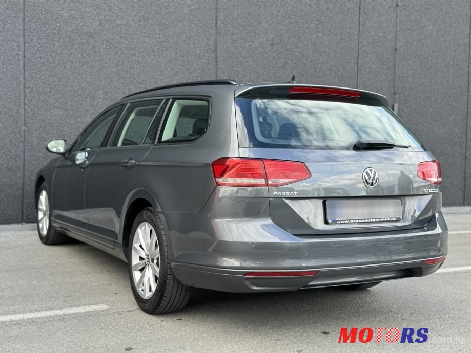 2015' Volkswagen Passat Variant photo #4