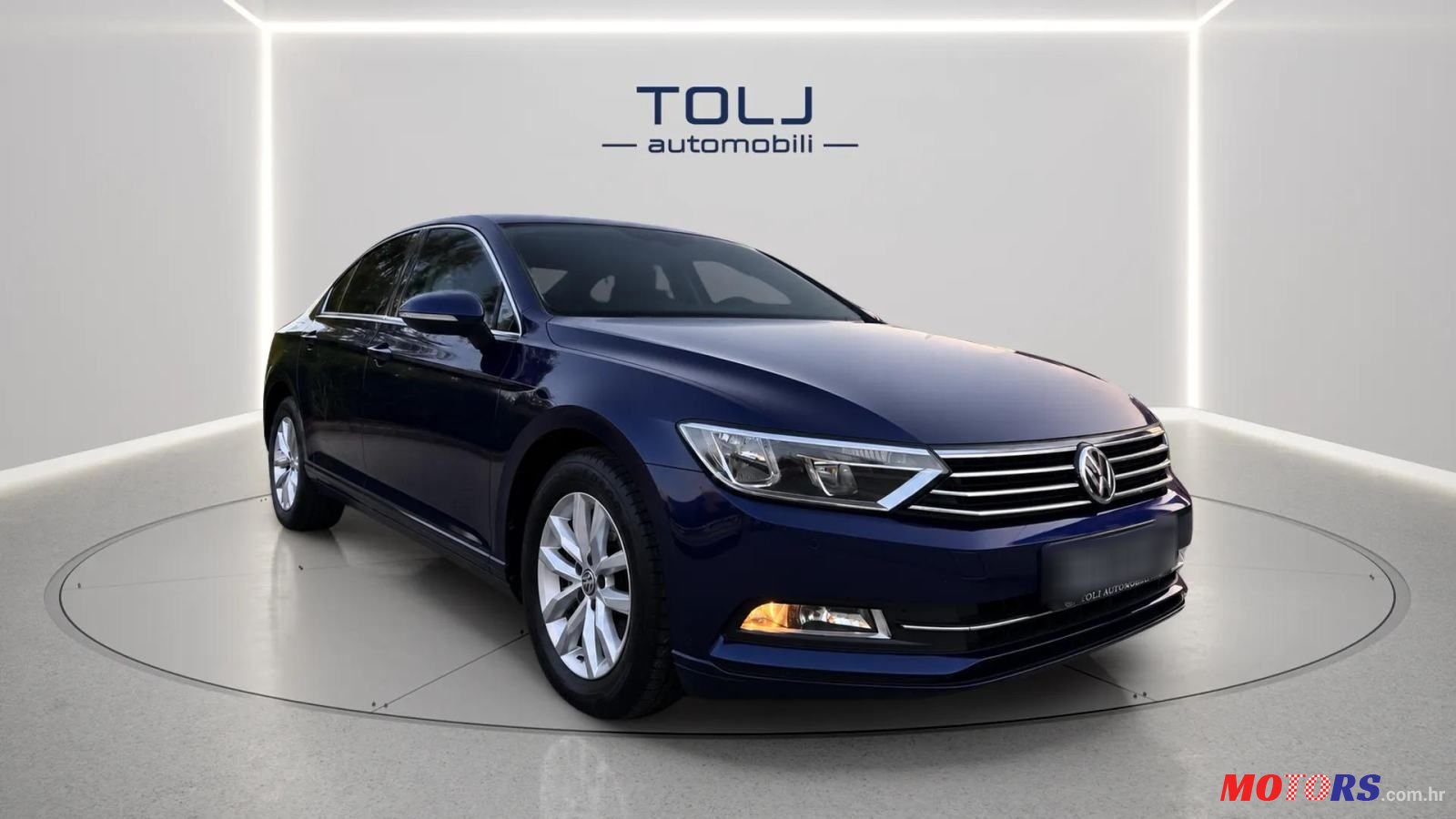 2019' Volkswagen Passat photo #3