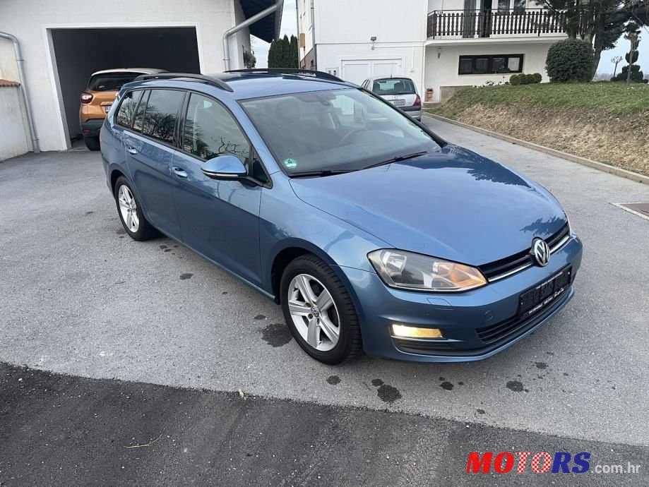 2013' Volkswagen Golf VII 1,6 Tdi Bmt photo #2