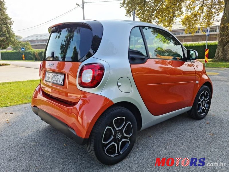 2015' Smart Fortwo photo #3