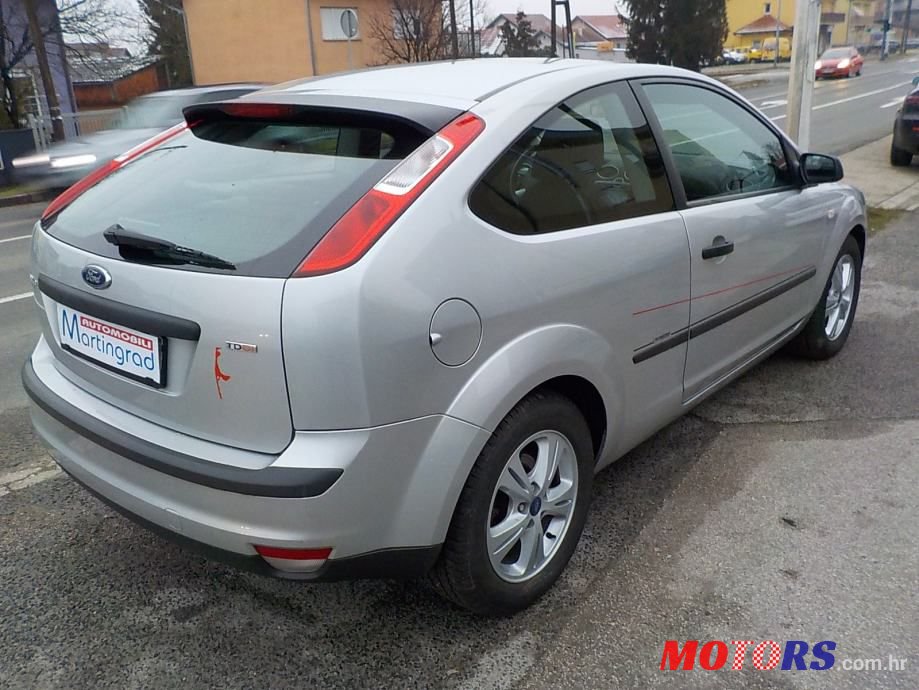 2006' Ford Focus photo #3