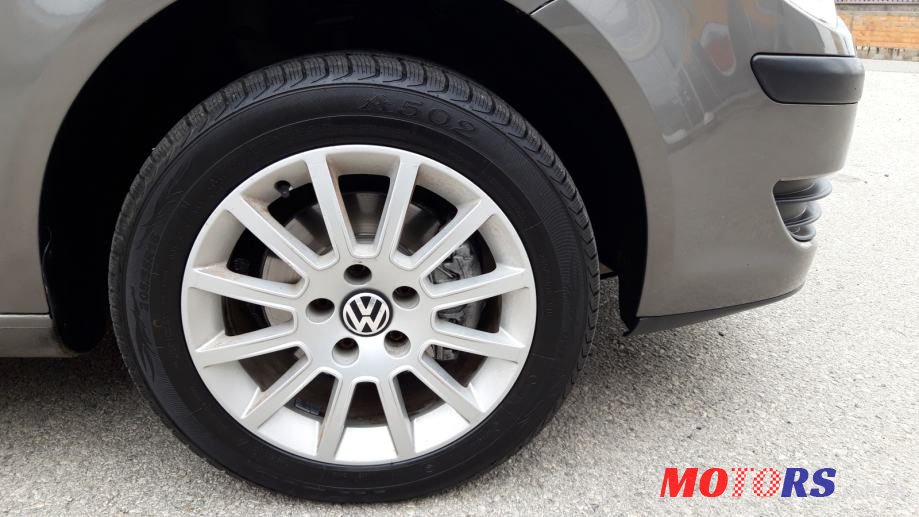 2007' Volkswagen Touran 2,0 Tdi photo #5