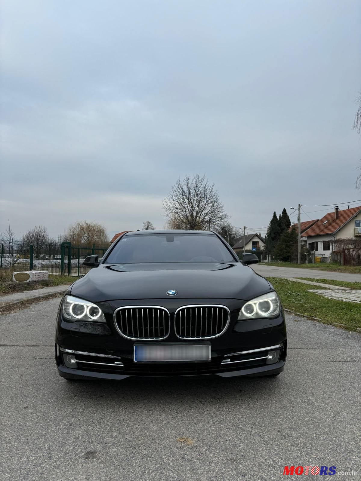 2013' BMW Serija 7 740D photo #4