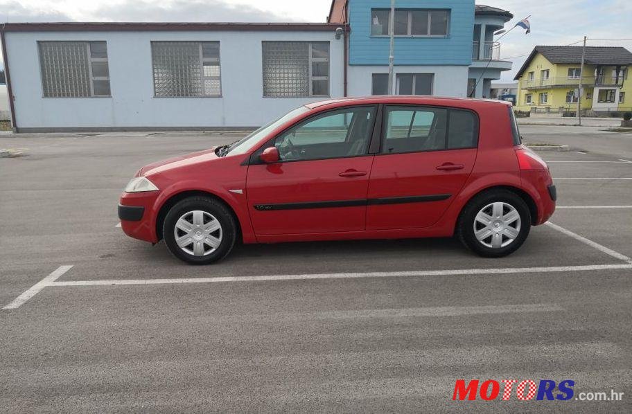 2004' Renault Megane 1,6 16V photo #1
