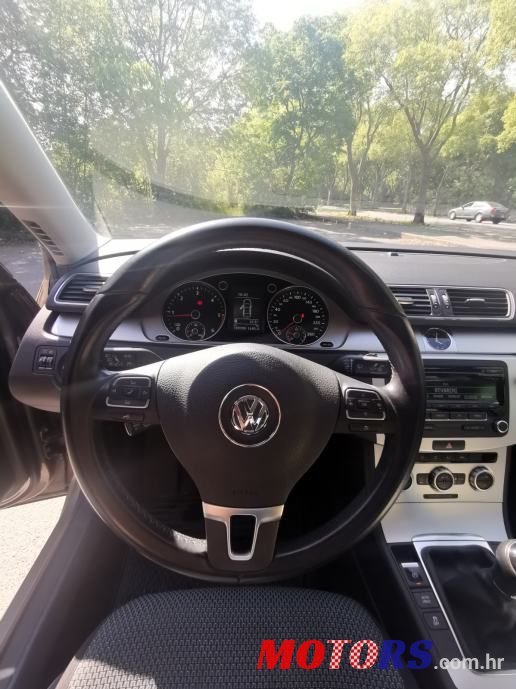 2013' Volkswagen Passat 1,6 Tdi photo #6