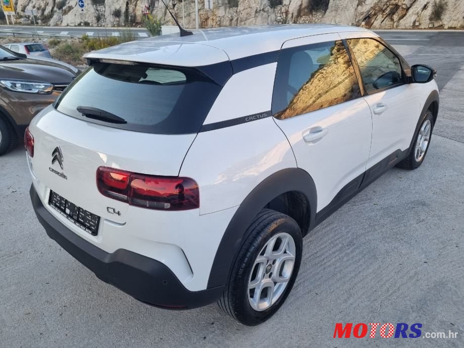 2018' Citroen C4 Cactus 1,5 photo #6