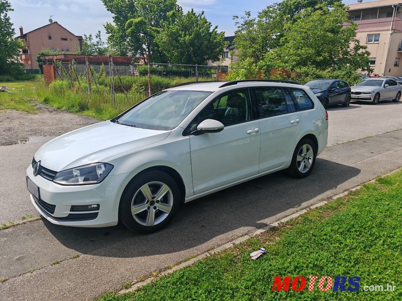 2015' Volkswagen Golf VII Variant photo #6