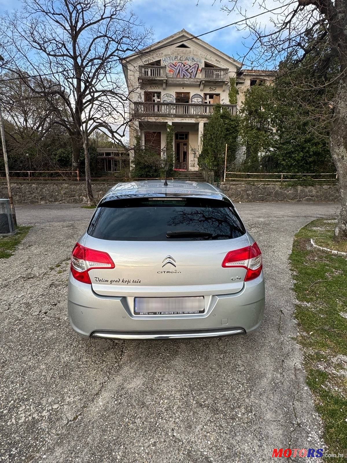2012' Citroen C4 1,6 Hdi photo #3