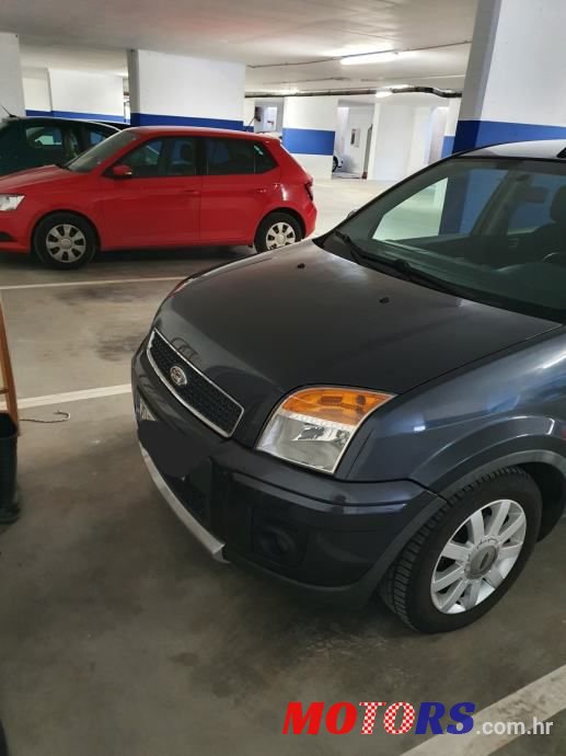 2010' Ford Fusion 1,4 photo #3