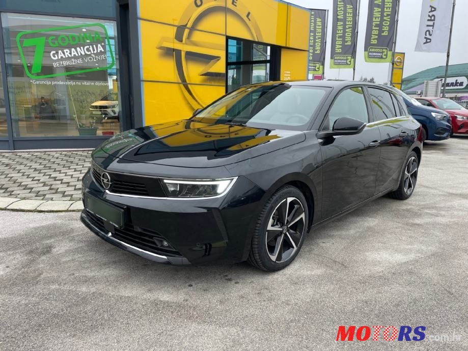 2022' Opel Astra Elegance 1.5D photo #1