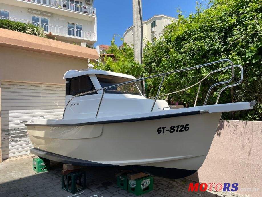 2019' Fortis 590c photo #1