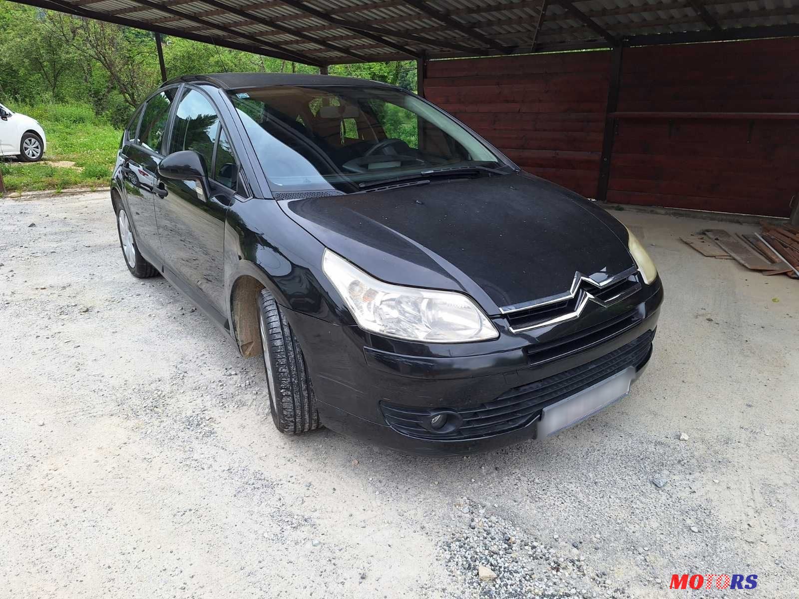 2005' Citroen C4 1,6 Hdi 16V Sx photo #1