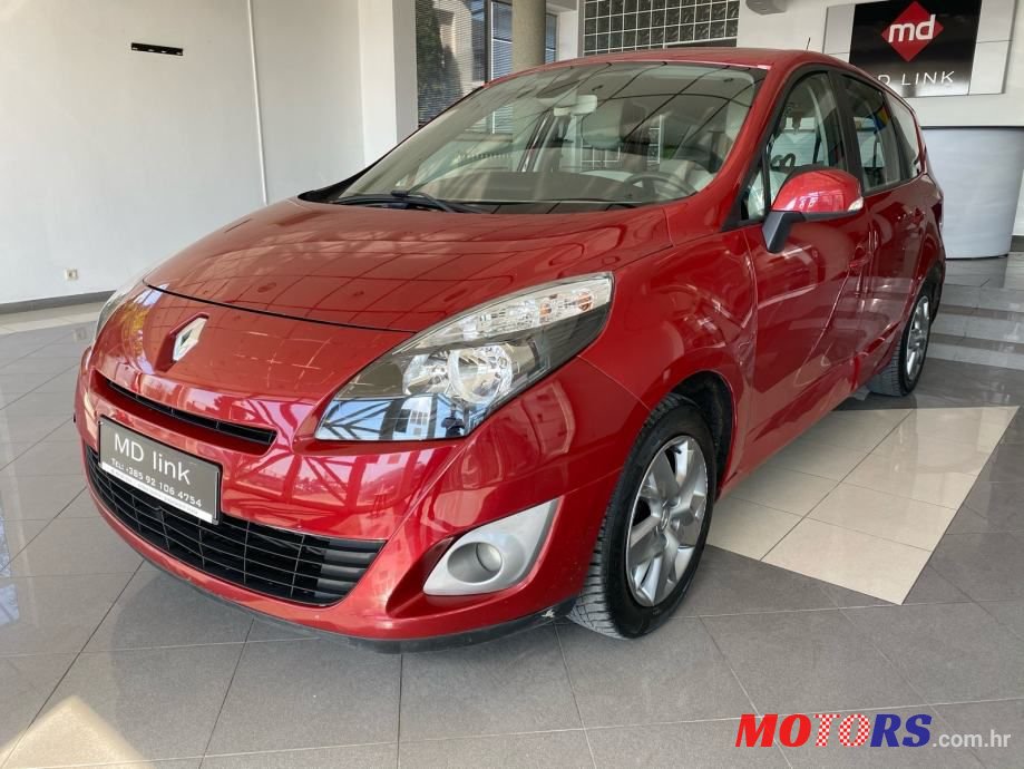 2011' Renault Grand Scenic 1,5 Dci photo #1