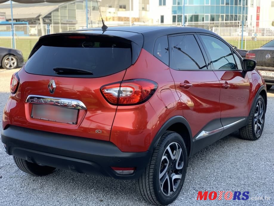 2016' Renault Captur Dci photo #5