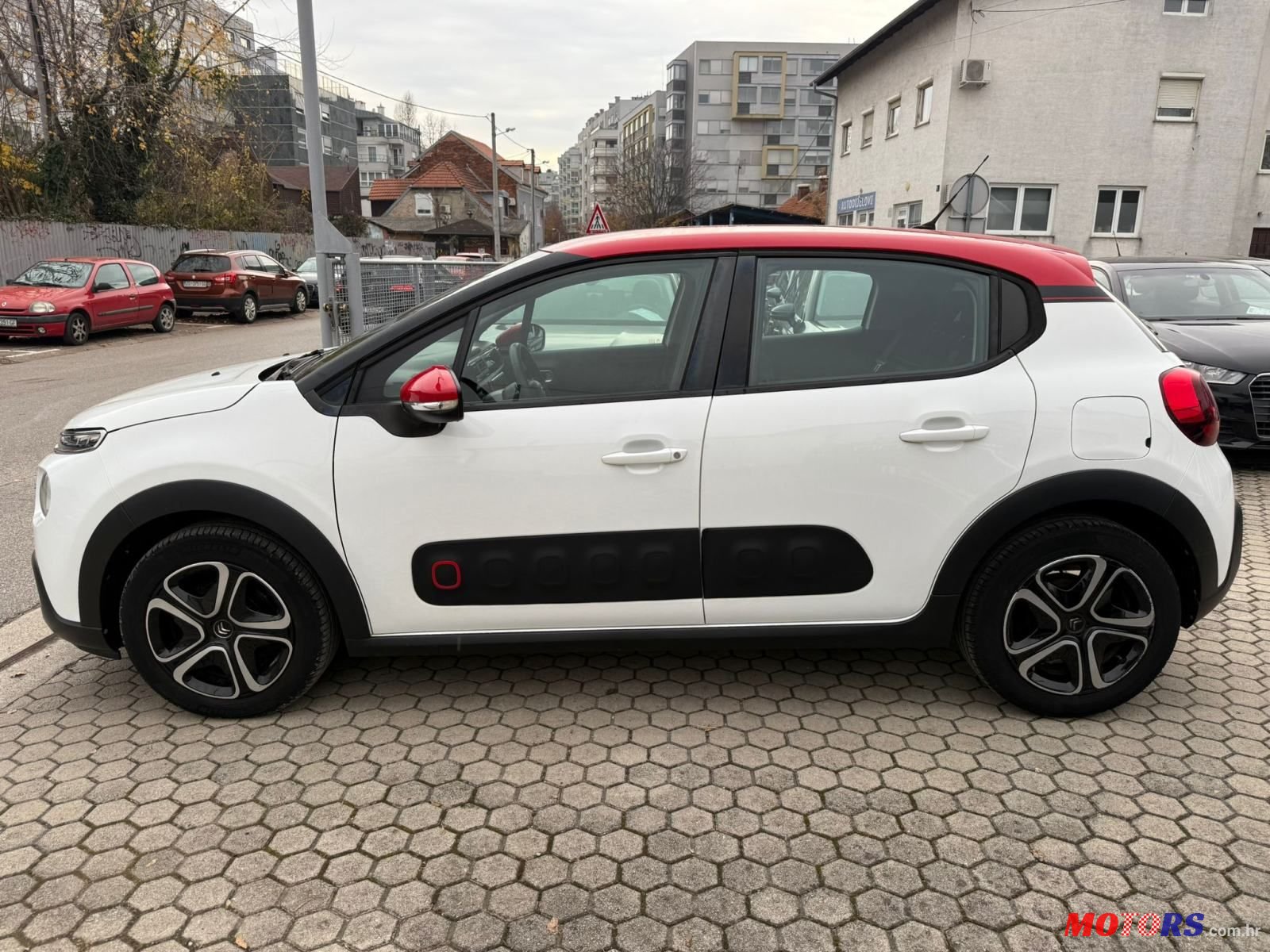2017' Citroen C3 1,2 Puretech photo #3