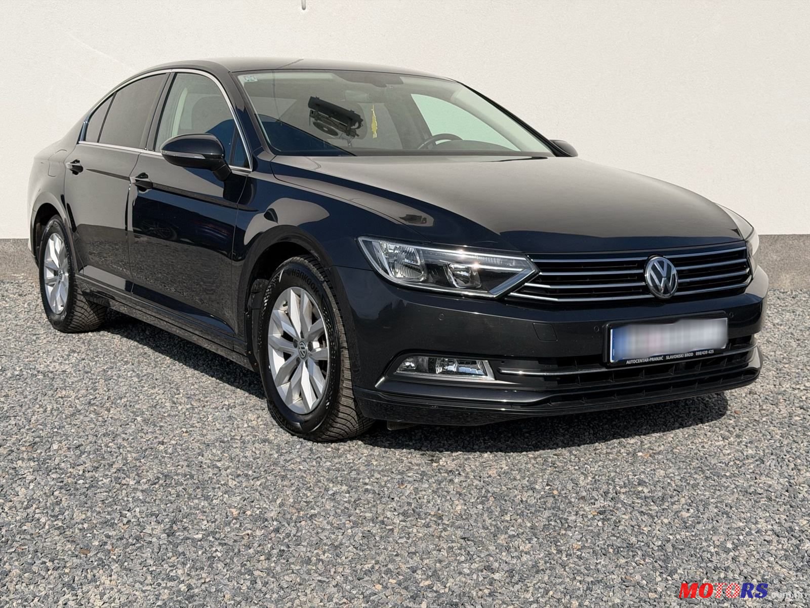 2017' Volkswagen Passat 2,0 Tdi Bmt photo #2