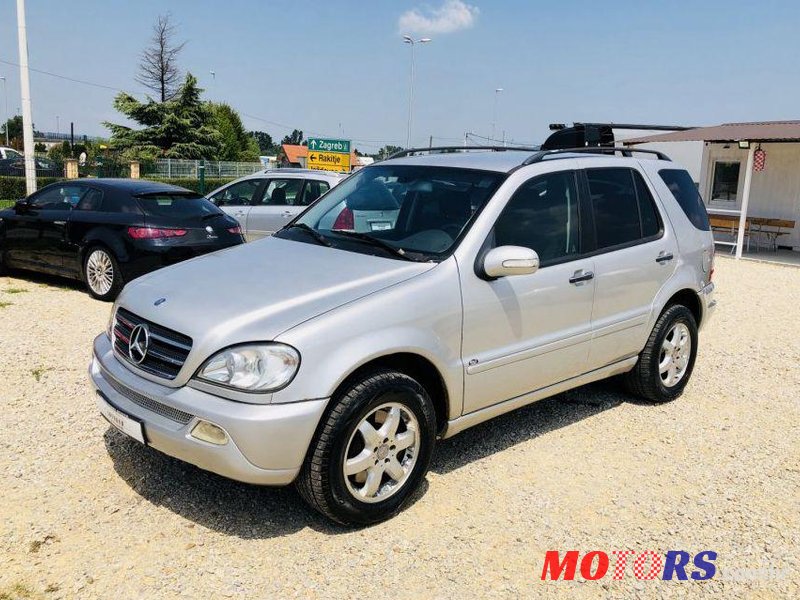 2002' Mercedes-Benz Ml 400 Cdi photo #1