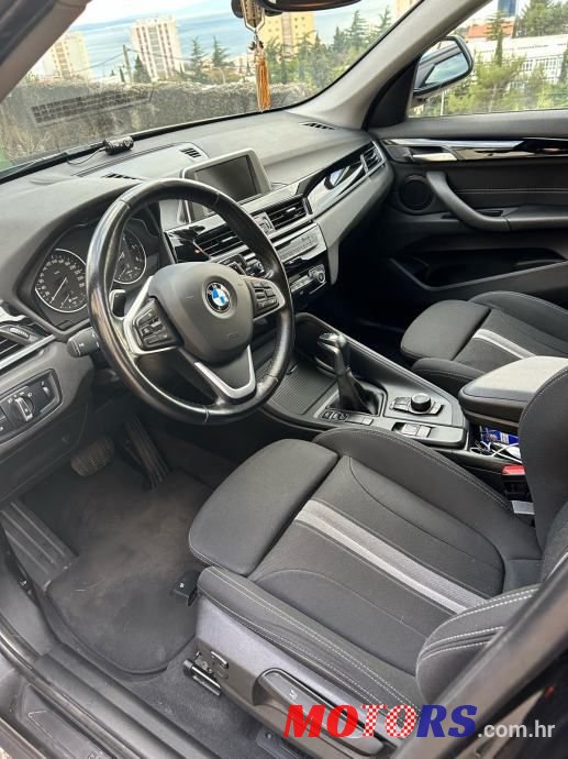 2017' BMW X1 Sdrive18D photo #4