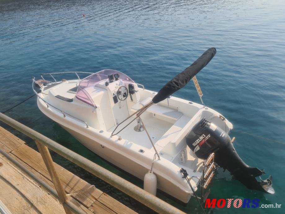 2001' Suzuki photo #1