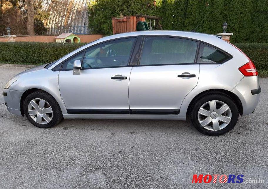 2005' Citroen C4 1,6 Hdi 16V Sx photo #1