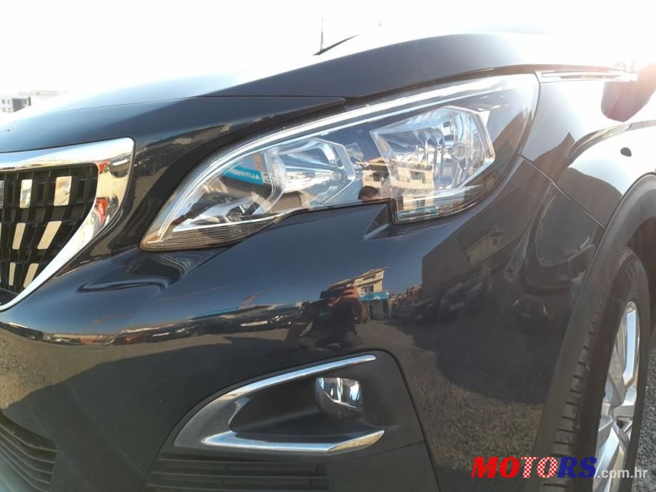 2018' Peugeot 3008 photo #5