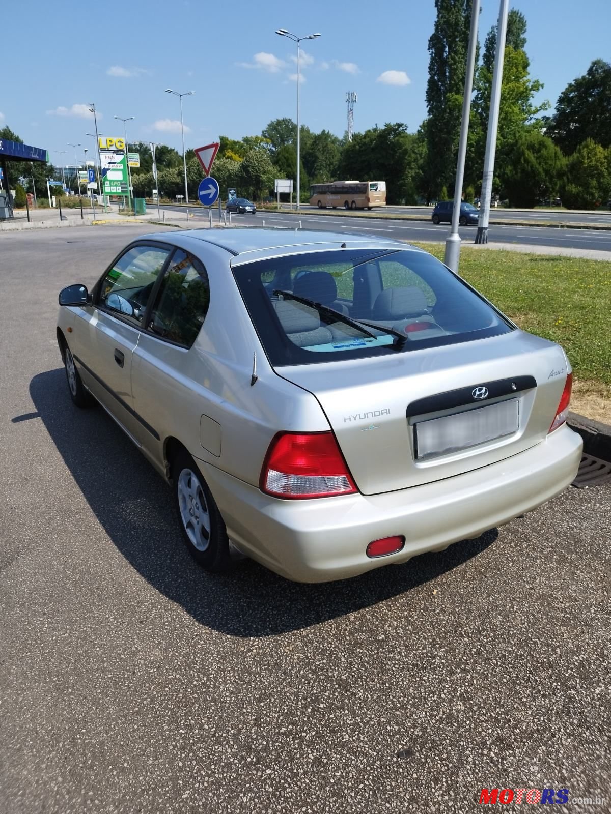 2002' Hyundai Accent 1,3 photo #5